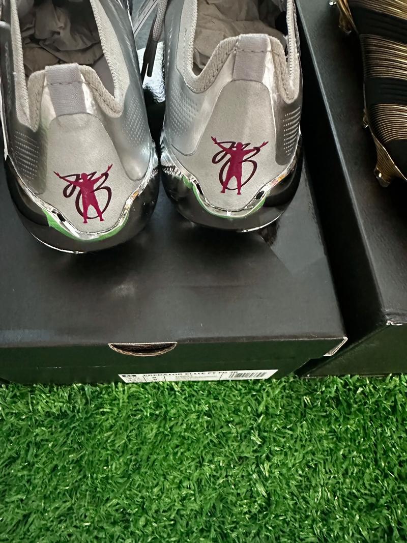 足球职业化的全球趋势（全球足球职业化发展态势）