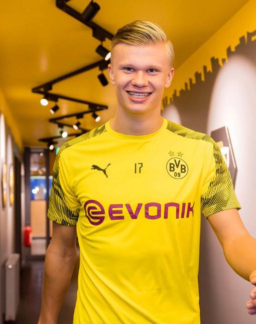 篮球NBA发布最新实力榜，三队并列第一梯队