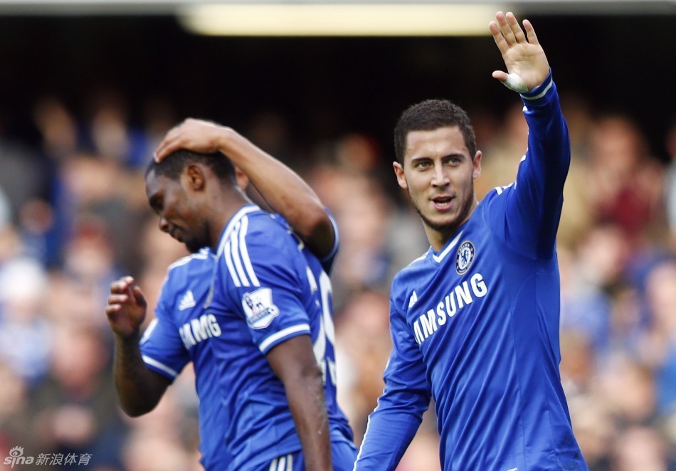 亚足联官网：上海海港卫冕中超冠军，却在亚洲赛场举步维艰（亚足联官网：上海海港连冠中超，亚洲赛场难有突破）